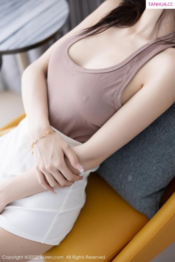 林星阑  [XiuRen]高清写真图 2022.10.18 No.5724 林星阑 美腿丝袜第35张图片